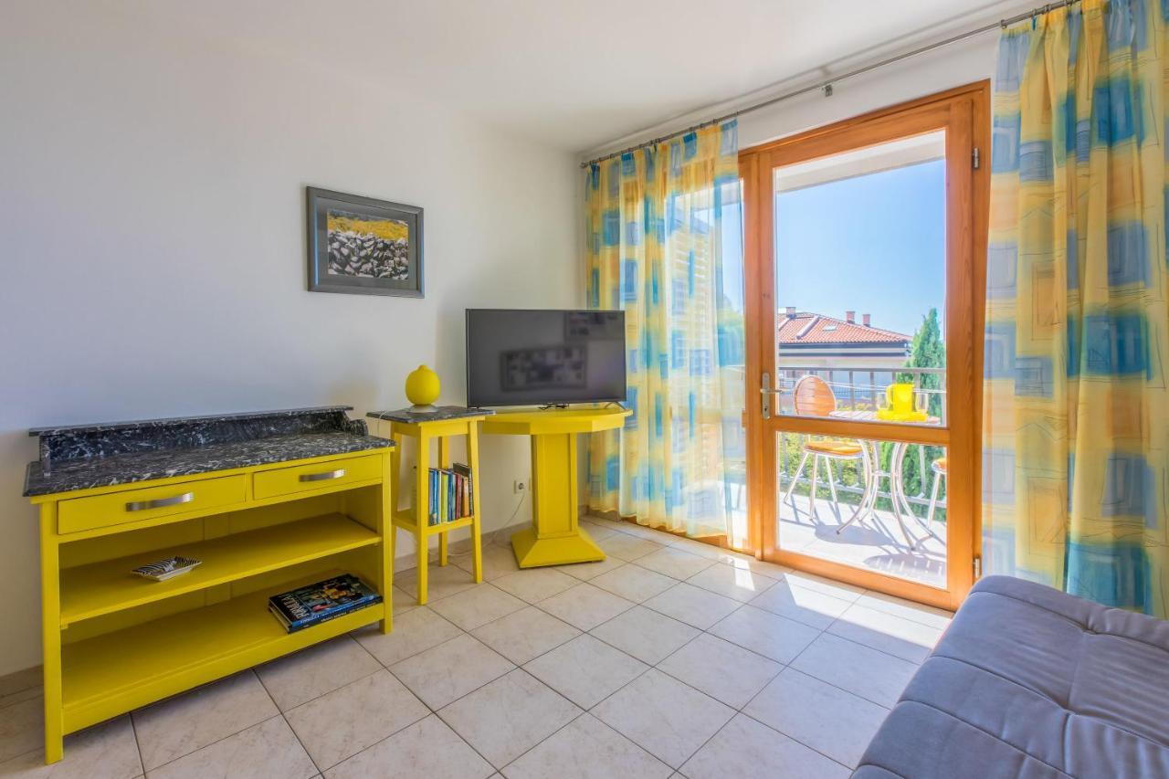 Apartments Loncaric Crikvenica Dış mekan fotoğraf