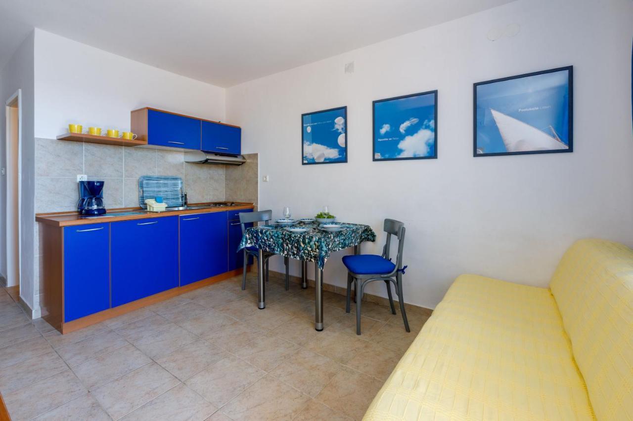 Apartments Loncaric Crikvenica Dış mekan fotoğraf