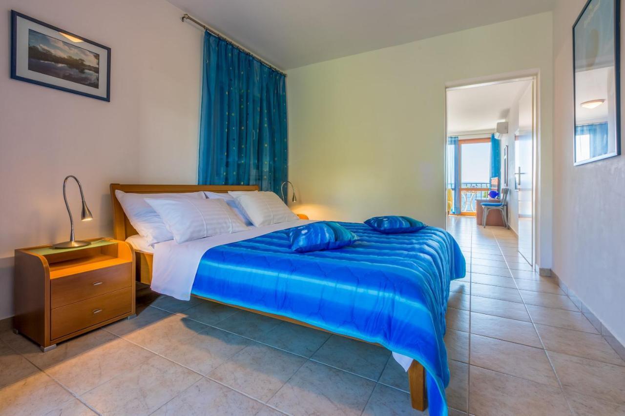 Apartments Loncaric Crikvenica Dış mekan fotoğraf